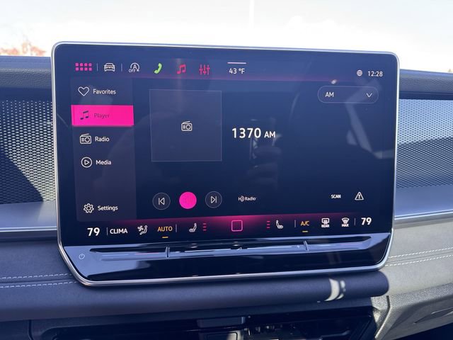 New 2026 Volkswagen Tiguan SE R-Line FWD image 13