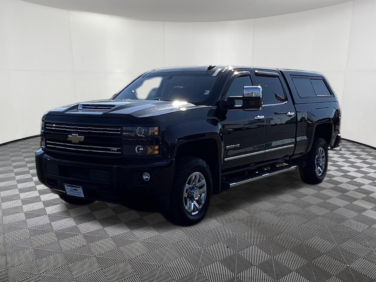 Used 2019 Chevrolet Silverado 3500 LTZ w/ Duramax Plus Package AWD/4WD image 3
