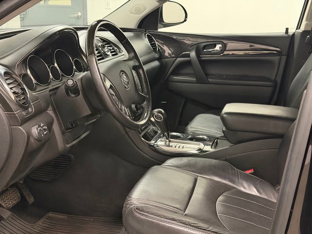 Used 2017 Buick Enclave Leather image 27