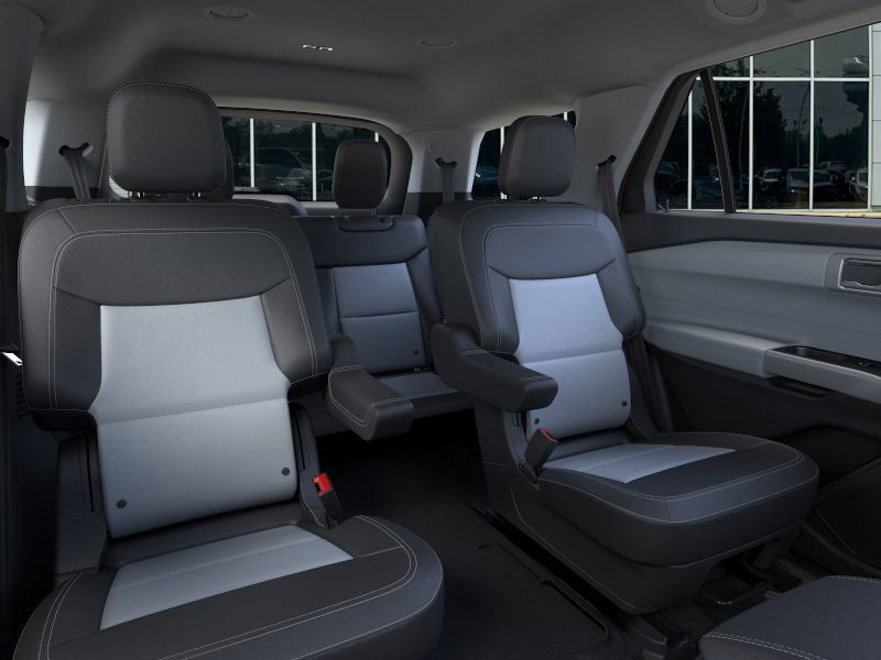 New 2024 Ford Explorer XLT w/ Equipment Group 202A image 11