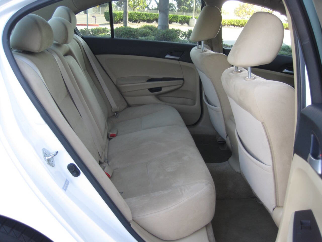 Used 2011 Honda Accord LX image 27