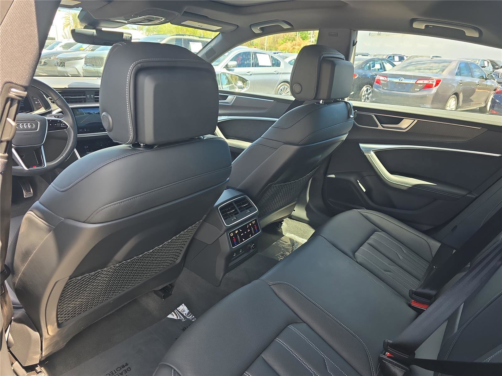 Used 2022 Audi S7 Prestige AWD/4WD image 11