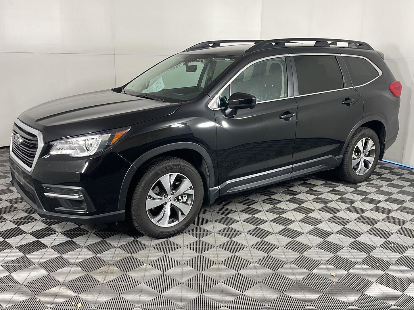 Used 2022 Subaru Ascent Premium w/ Convenience Package