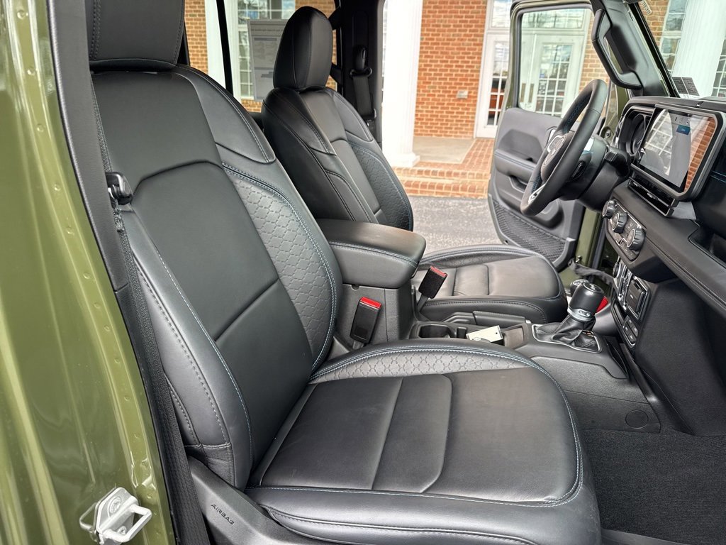 Used 2024 Jeep Wrangler High Altitude image 59