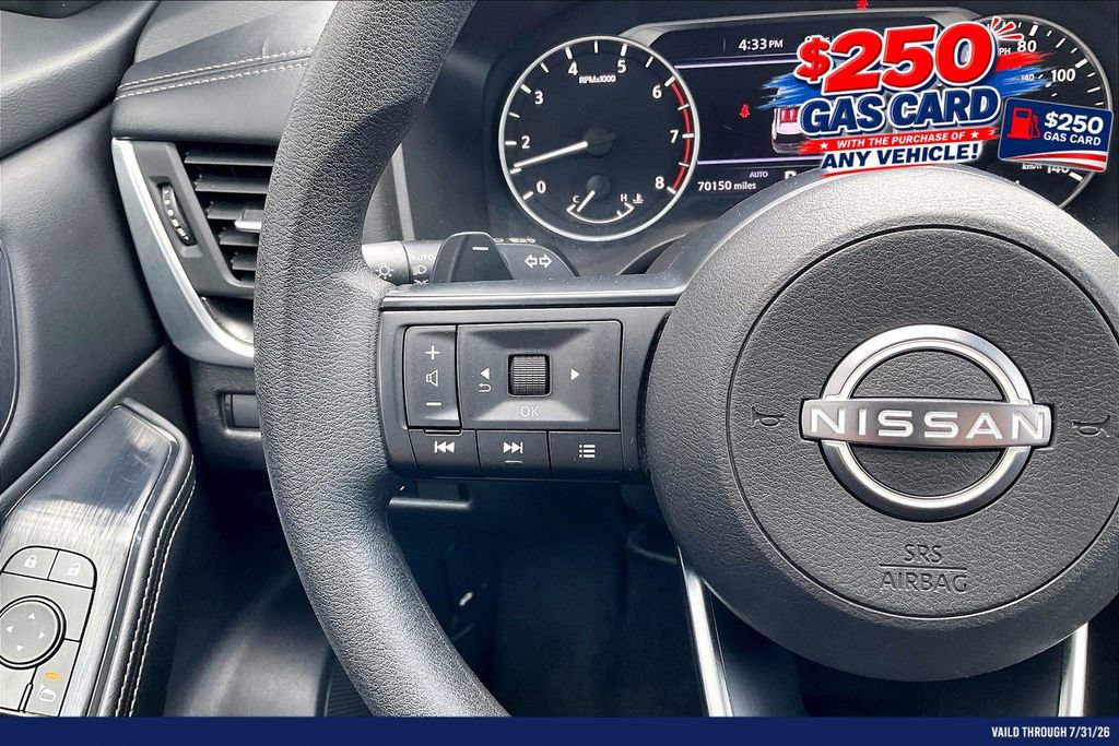 Used 2024 Nissan Rogue SV AWD/4WD image 18