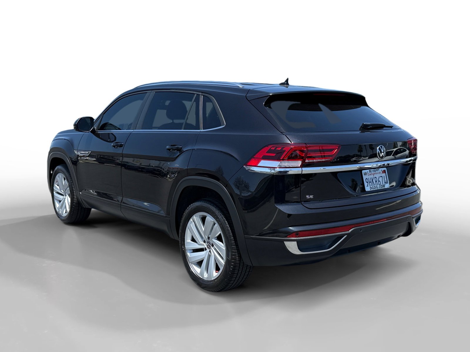 Used 2023 Volkswagen Atlas Cross Sport SE AWD/4WD image 3