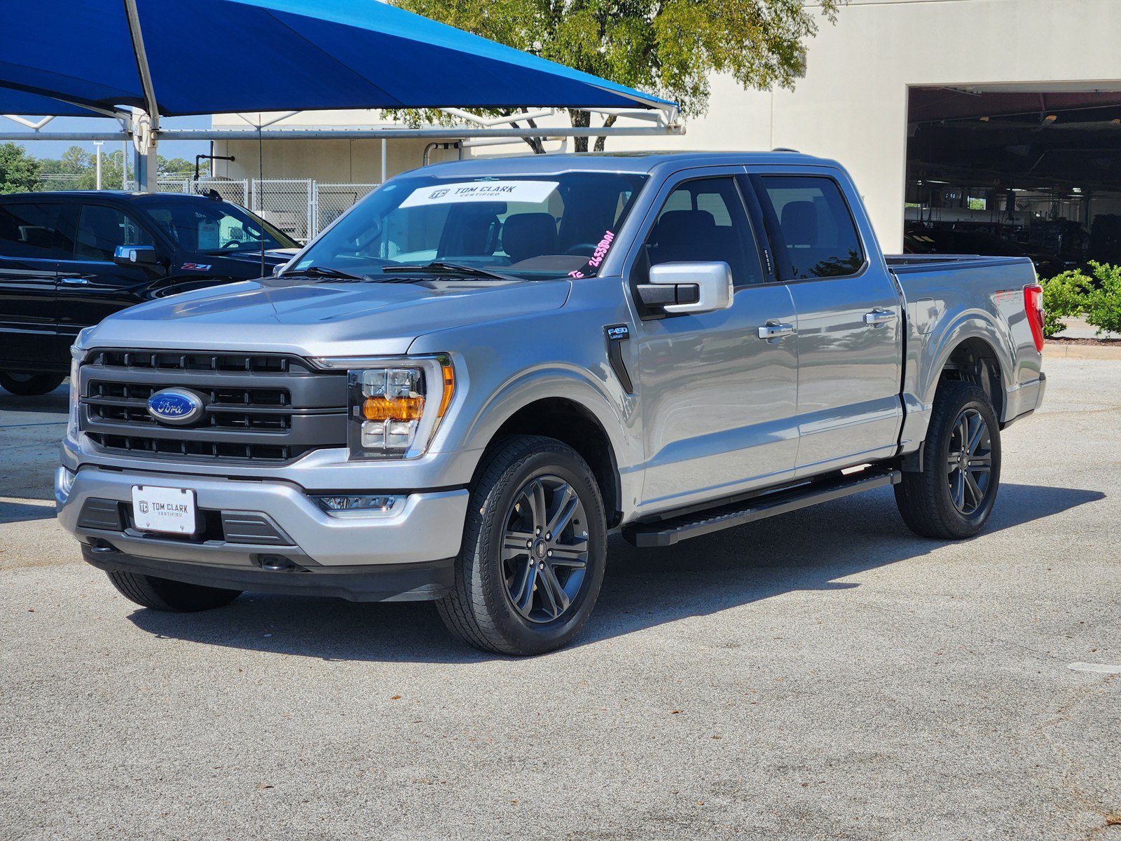 Used 2023 Ford F150 Lariat AWD/4WD image 2
