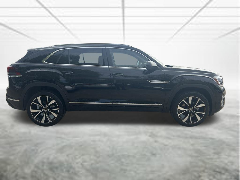 New 2026 Volkswagen Atlas Cross Sport SEL Premium R-Line AWD/4WD image 7
