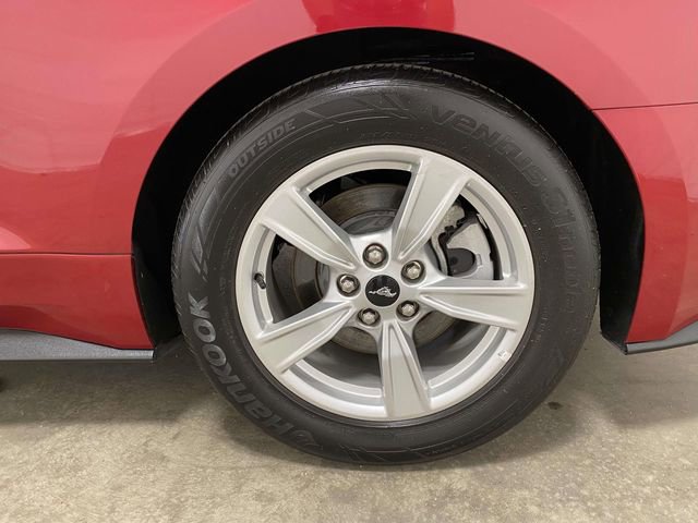 Used 2023 Ford Mustang EcoBoost image 7