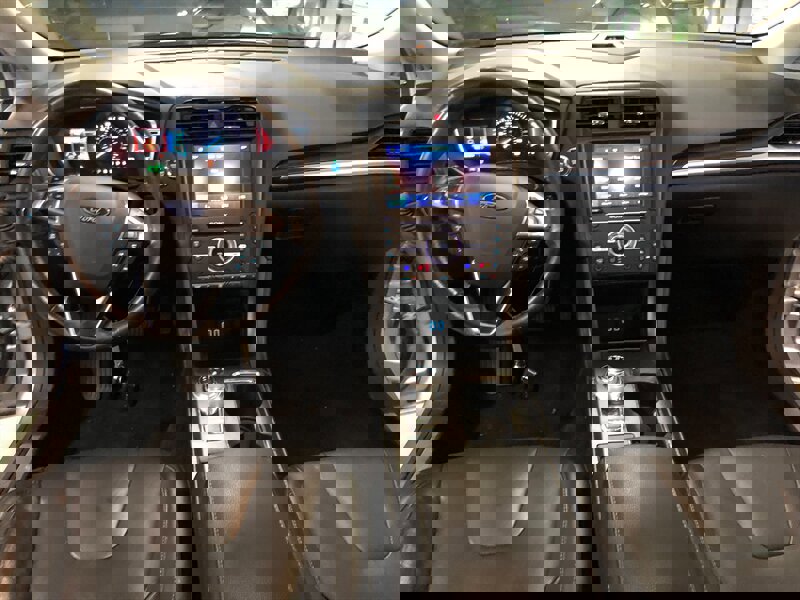 Used 2020 Ford Fusion Titanium image 7