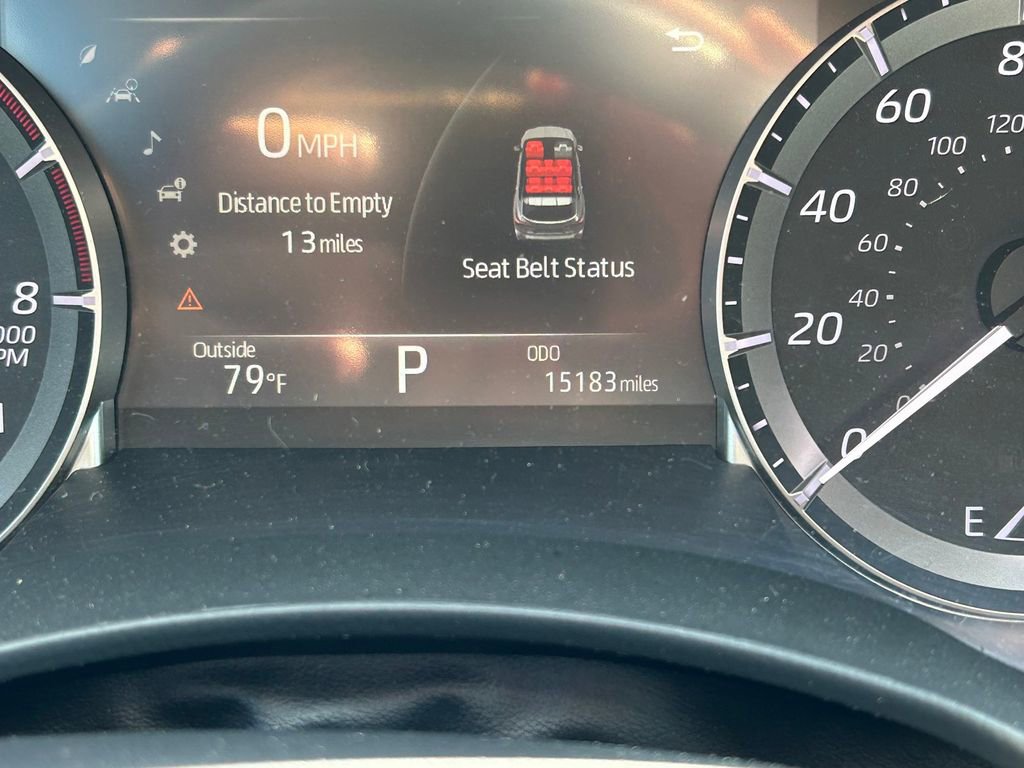 Used 2023 Toyota Highlander XLE image 37