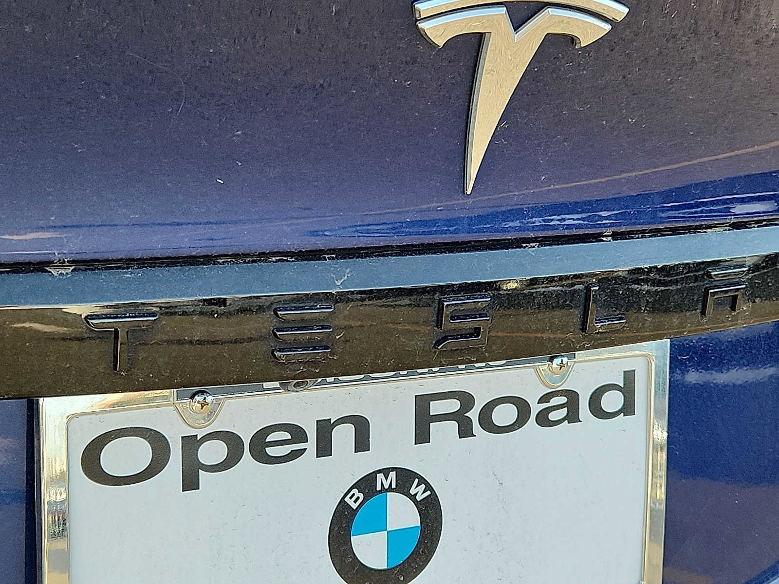 Used 2022 Tesla Model X image 28