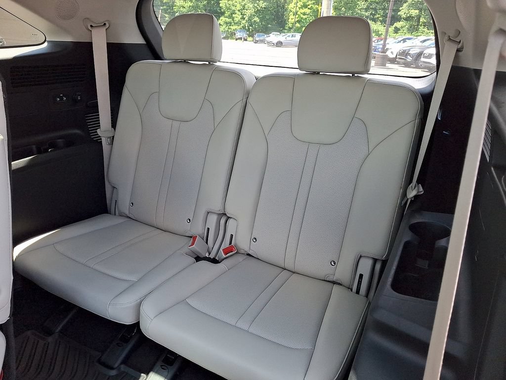 Used 2023 Kia Sorento SX Prestige w/ Panoramic Sunroof Package AWD/4WD image 13