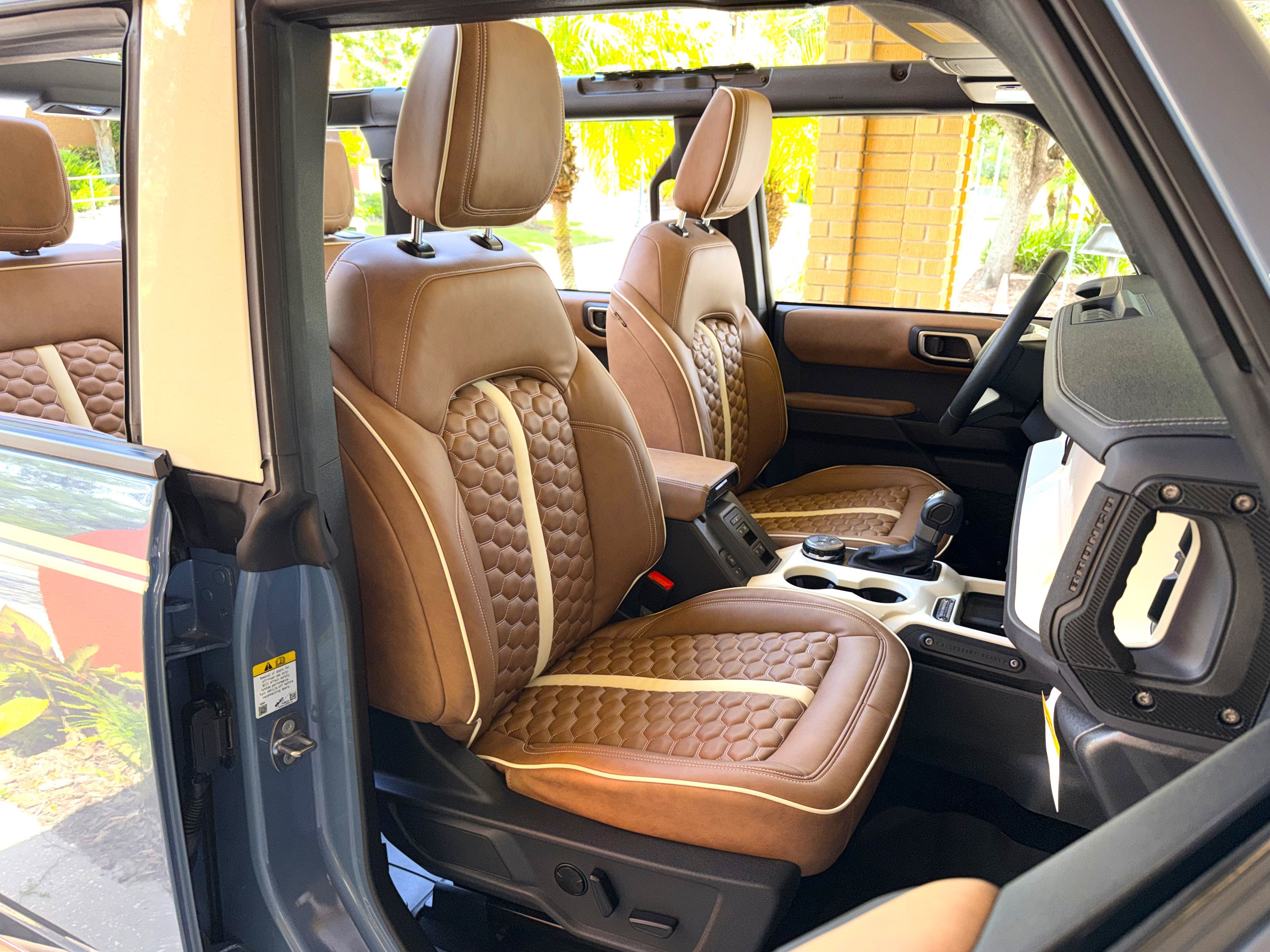 Used 2025 Ford Bronco Outer Banks AWD/4WD image 18
