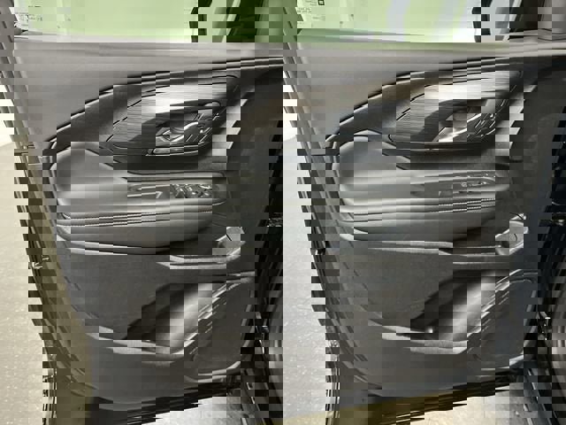 Certified 2024 GMC Terrain SLE w/ Driver Convenience Package image 21