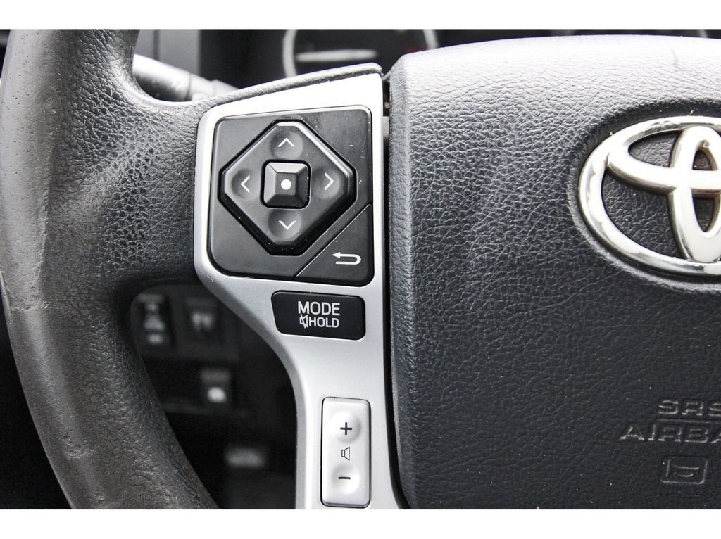 Used 2015 Toyota Tundra SR5 w/ SR5 Upgrade Package AWD/4WD image 16