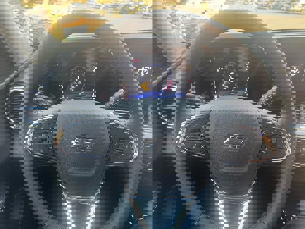 New 2026 Chevrolet Trax LT w/ Midnight Edition image 25