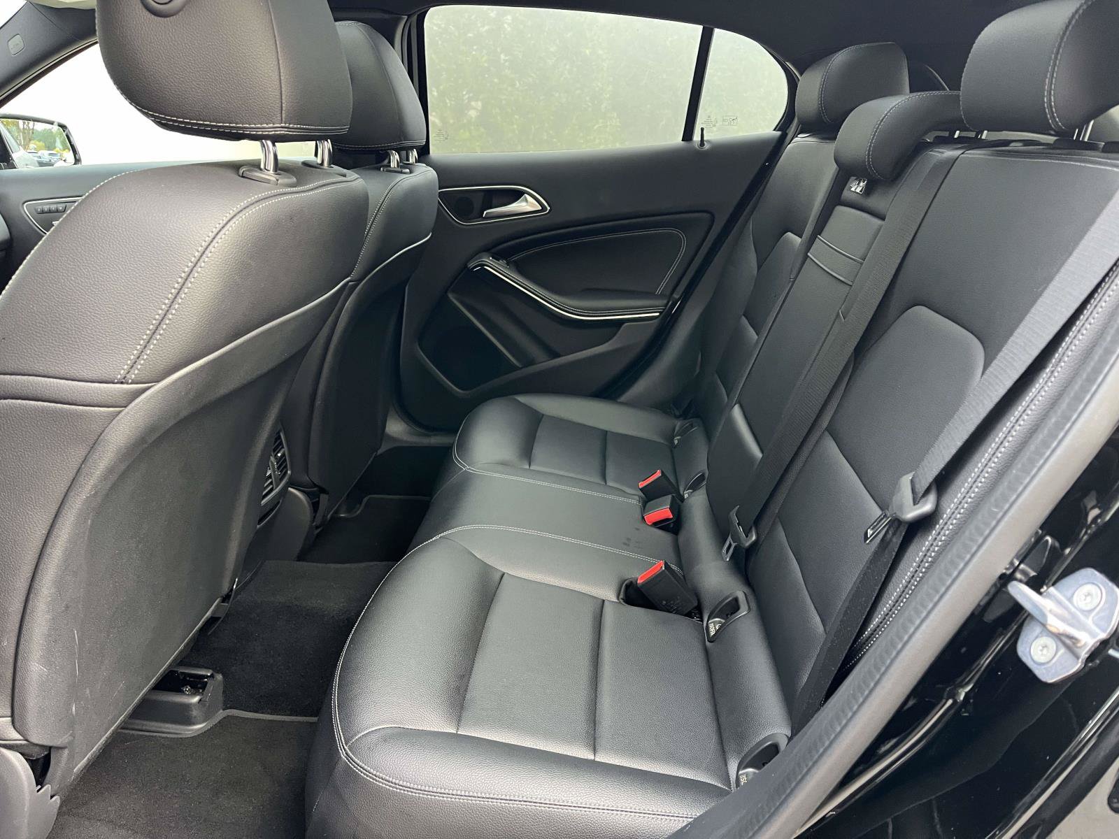 Used 2019 Mercedes-Benz GLA 250 4MATIC image 47