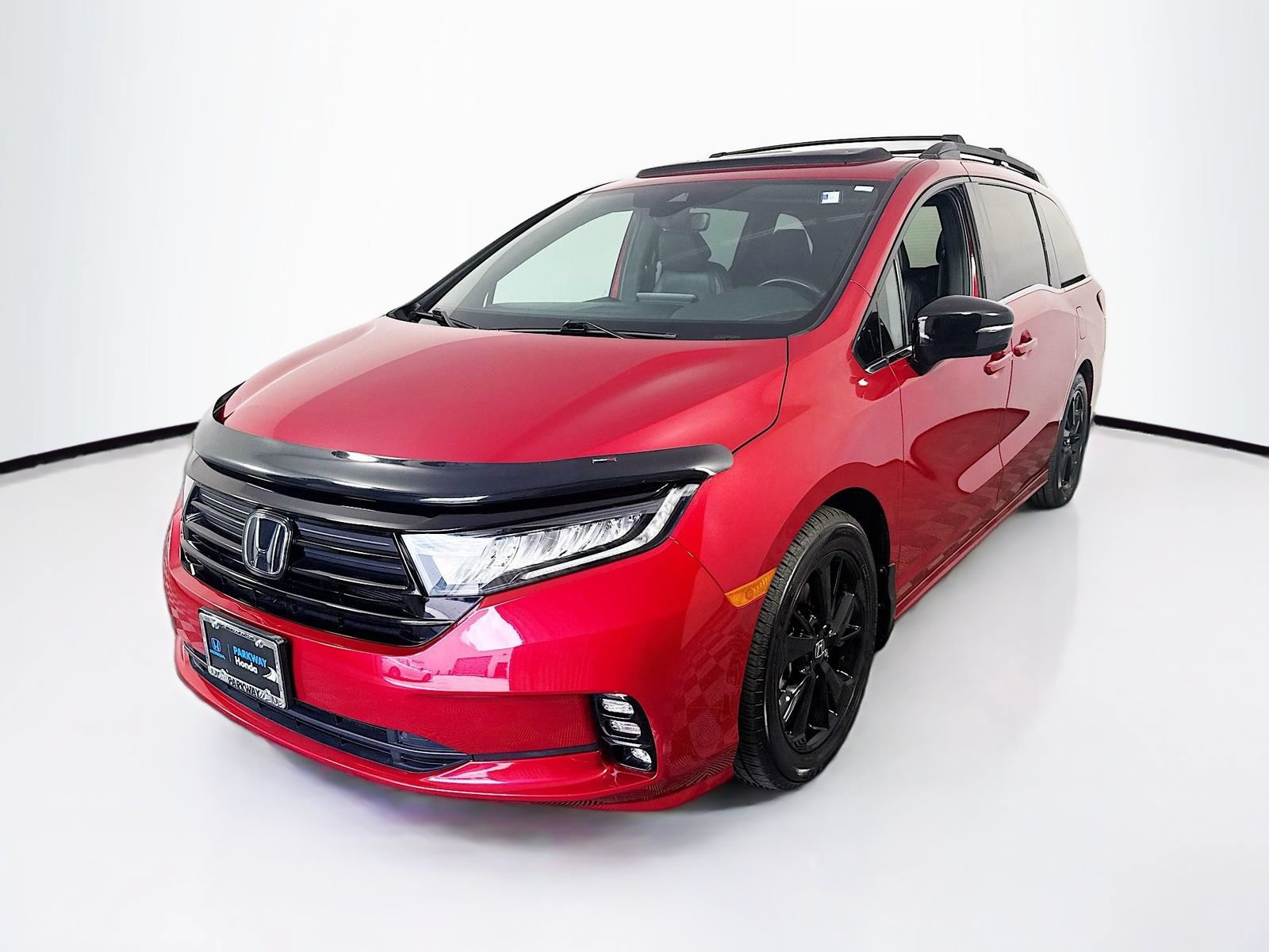 Used 2023 Honda Odyssey Sport image 3