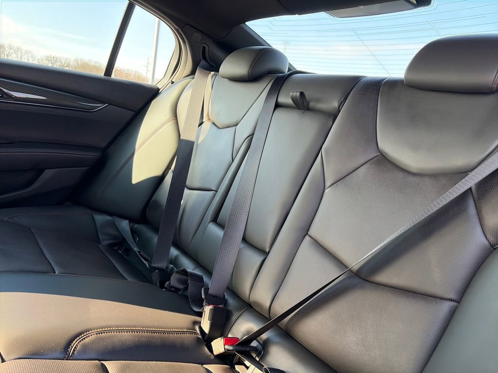 Used 2025 Cadillac CT5 Sport w/ Technology Package image 33