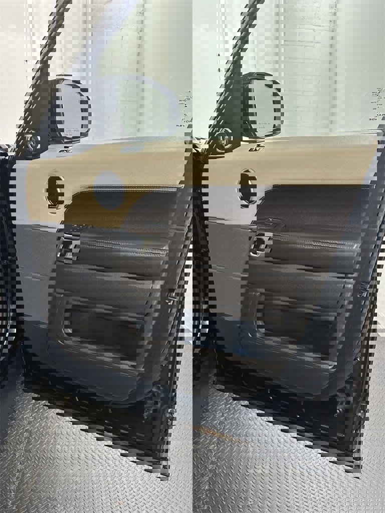 Used 2018 Land Rover Range Rover Sport HSE image 35