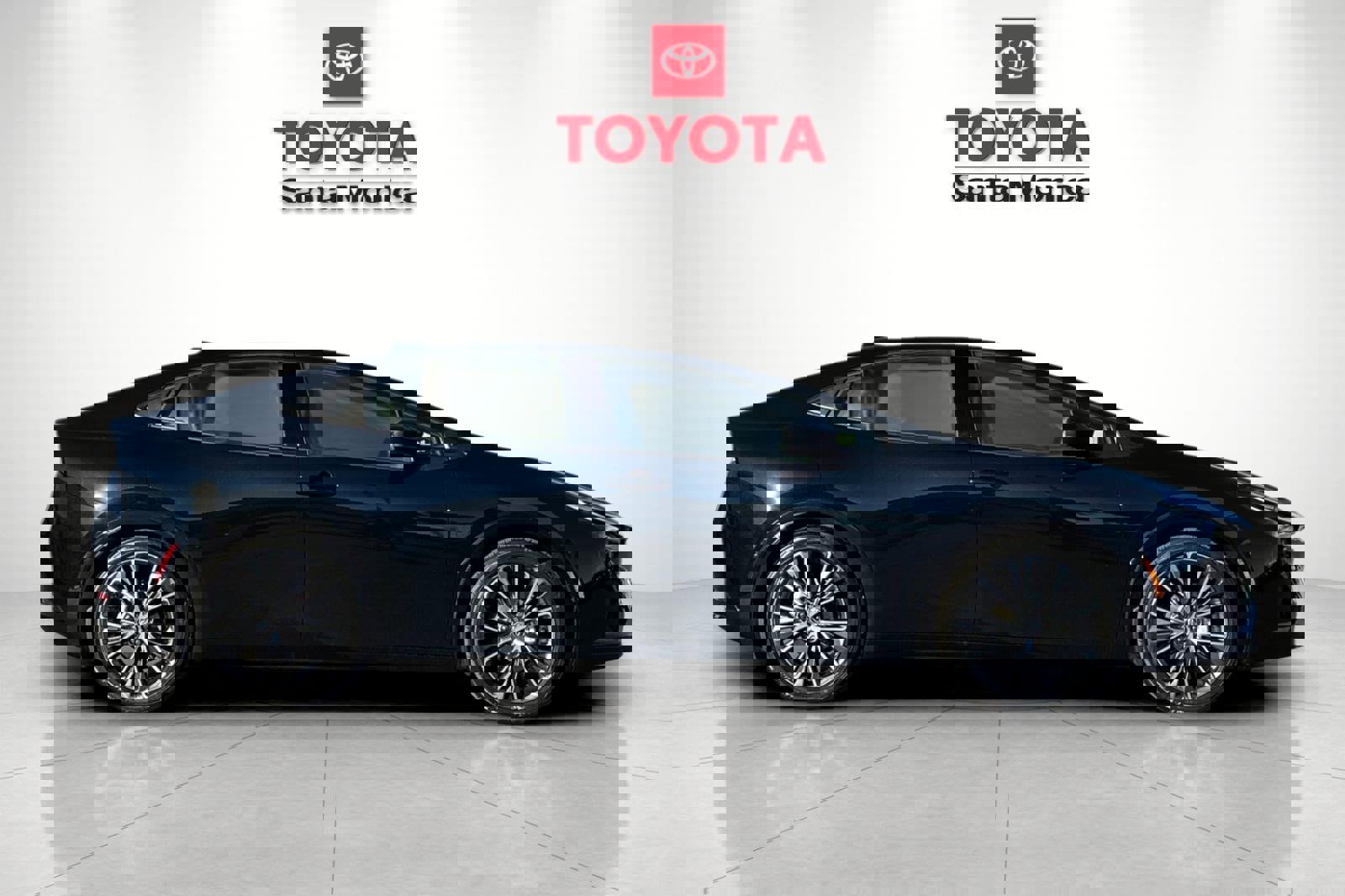 New 2026 Toyota Prius Limited image 2