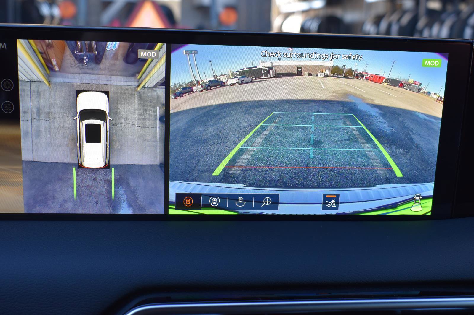 New 2026 Nissan Armada Platinum image 28