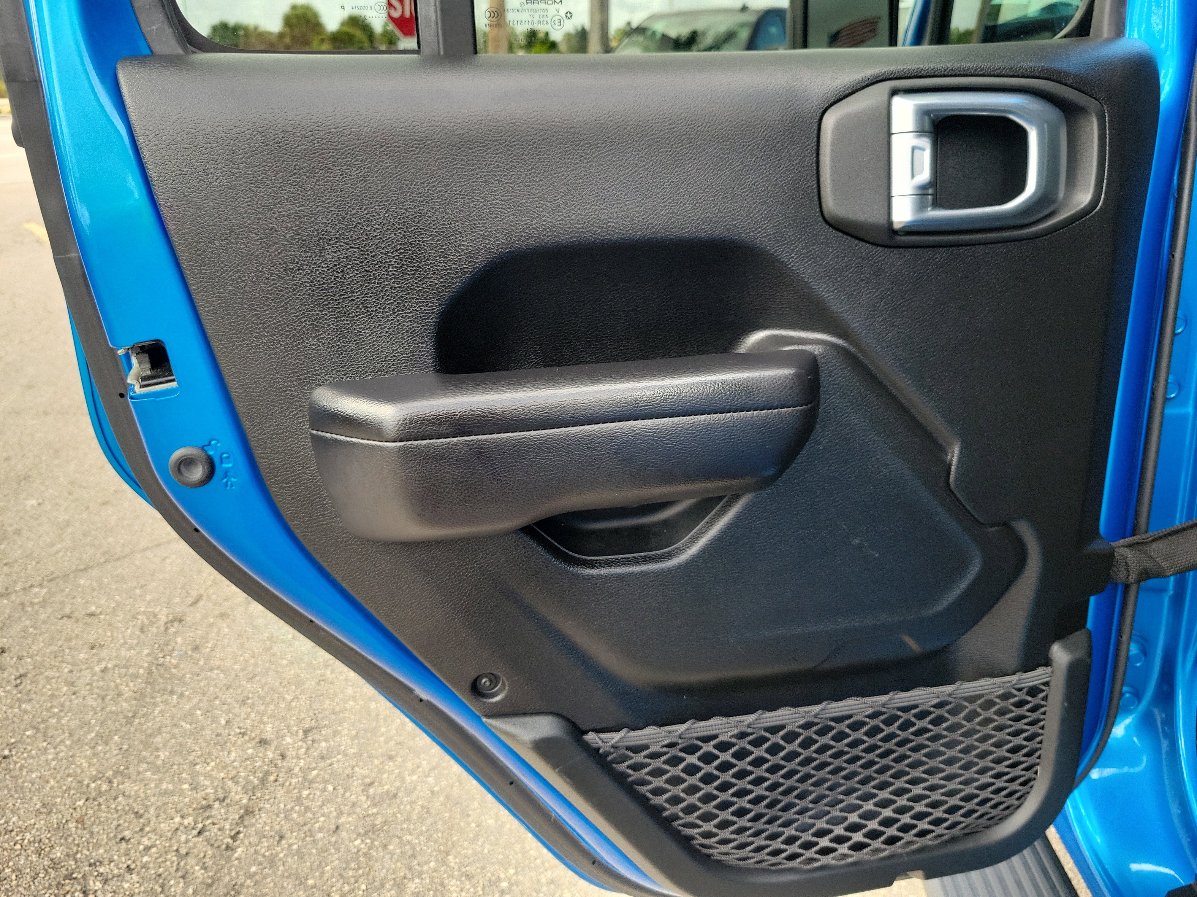 Used 2021 Jeep Gladiator Sport image 23