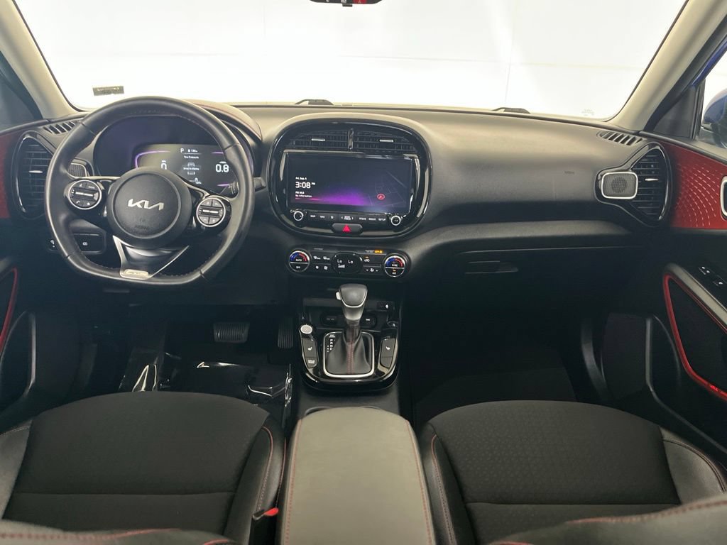 Used 2023 Kia Soul GT-Line w/ GT-Line Technology Package FWD image 32