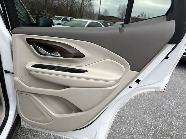 Used 2018 GMC Terrain Denali w/ Comfort Package image 16