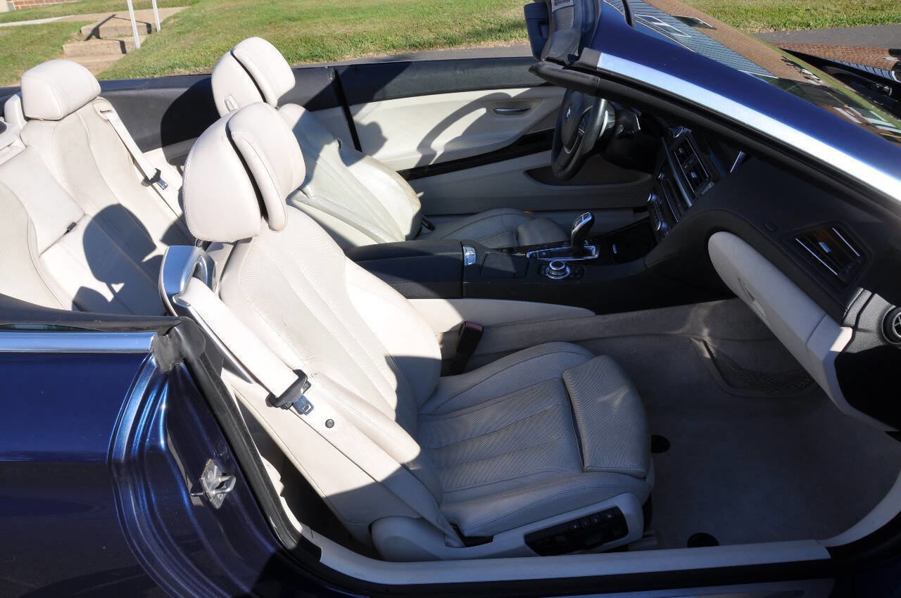 Used 2012 BMW 650i xDrive Convertible image 25