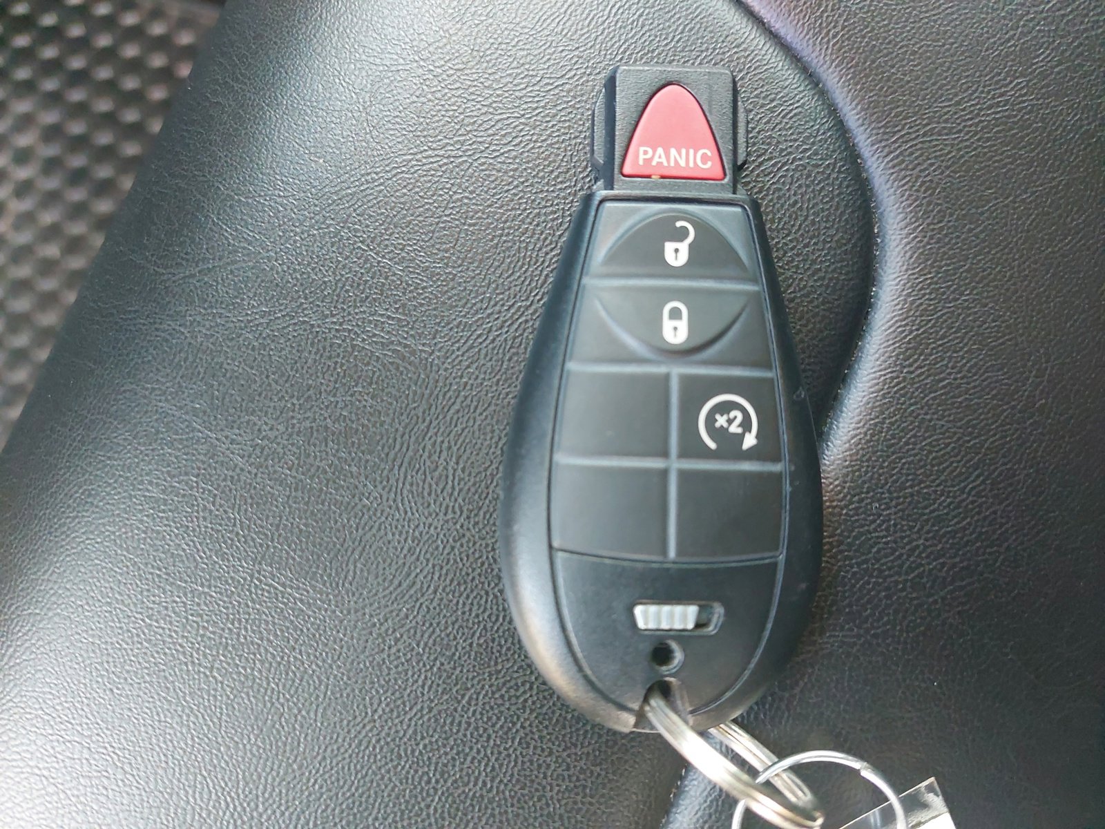 Used 2022 Jeep Cherokee Latitude w/ Trailer Tow Group image 37