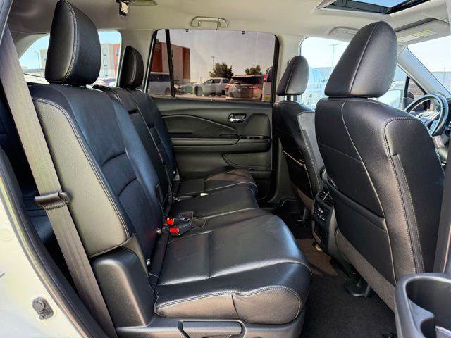 Used 2022 Honda Pilot Special Edition image 4