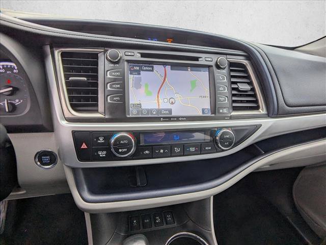 Used 2016 Toyota Highlander XLE image 23