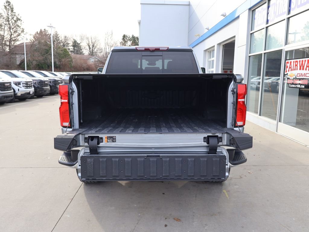 Certified 2024 Chevrolet Silverado 2500 LTZ w/ LTZ Premium Package image 37