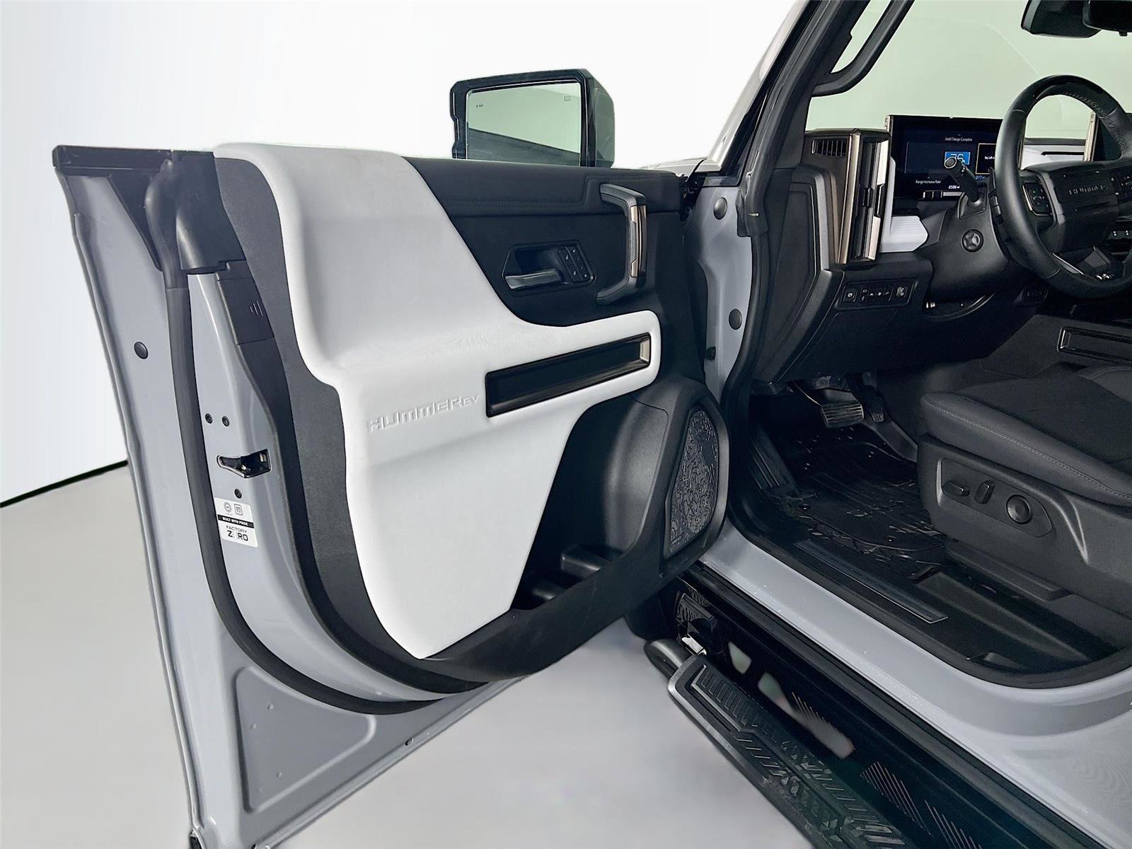 Used 2025 GMC Hummer EV 3X w/ Extreme Off-Road Package image 16