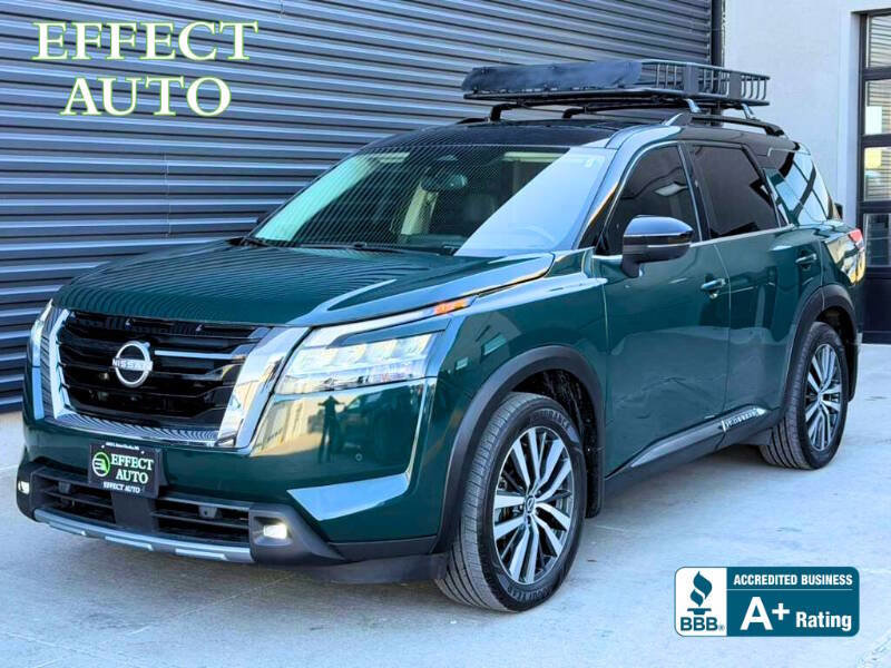 Used 2022 Nissan Pathfinder Platinum w/ Cargo Package image 1