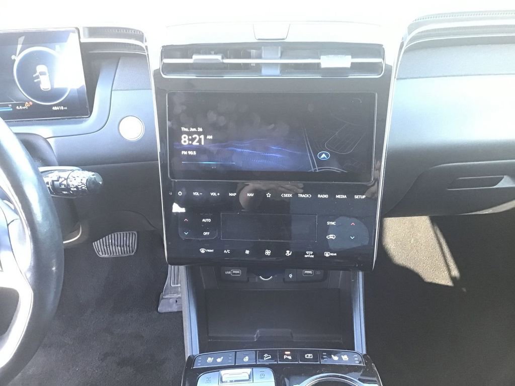 Used 2024 Hyundai Tucson Limited image 14