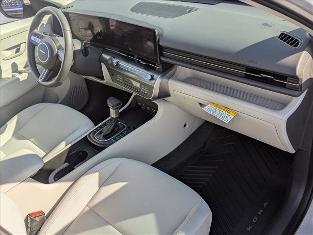 Certified 2025 Hyundai Kona SEL image 20