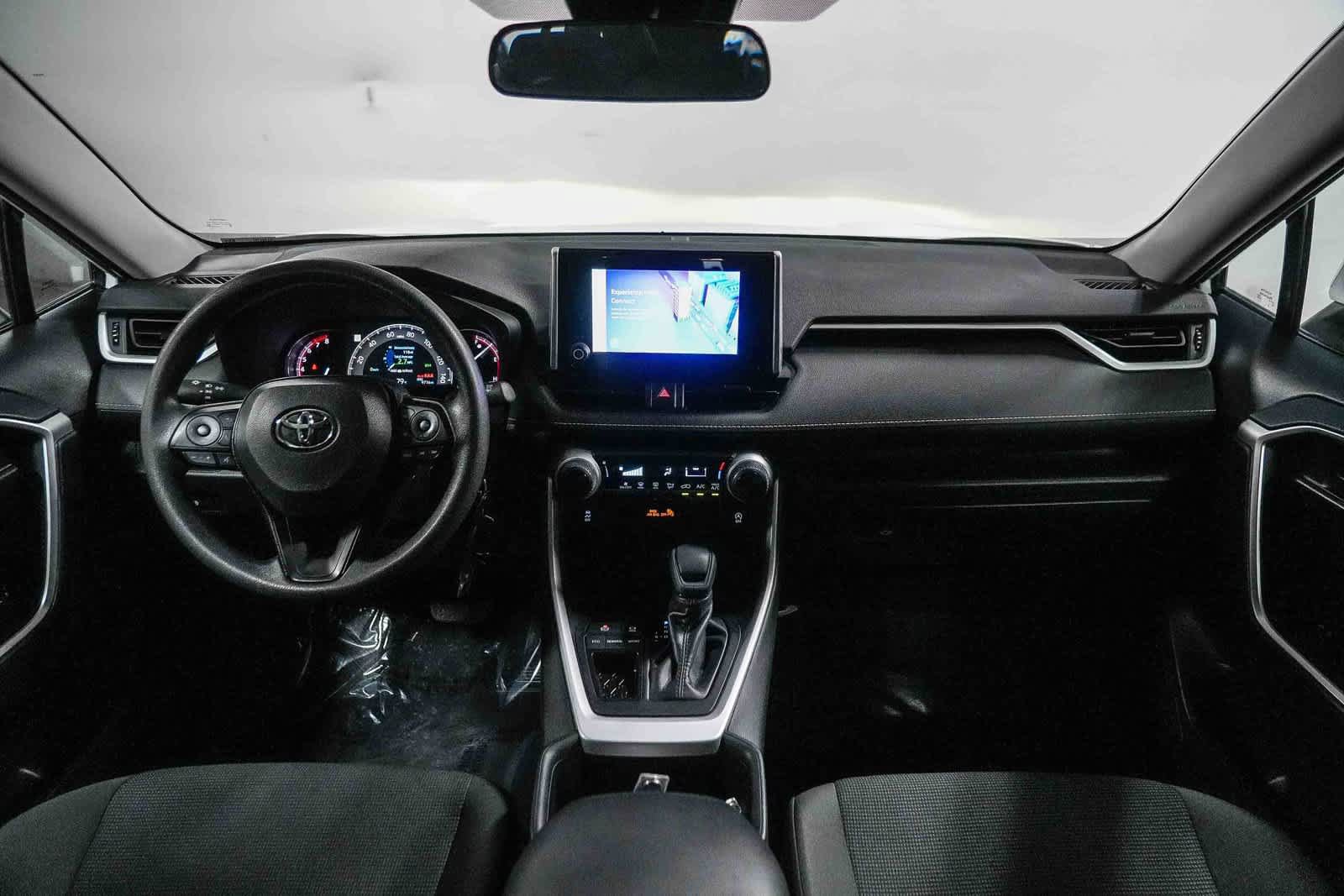 Certified 2025 Toyota RAV4 LE FWD image 13