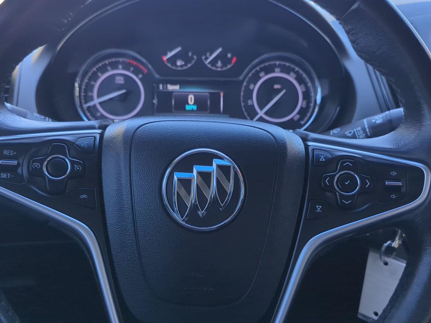 Used 2017 Buick Regal AWD image 13