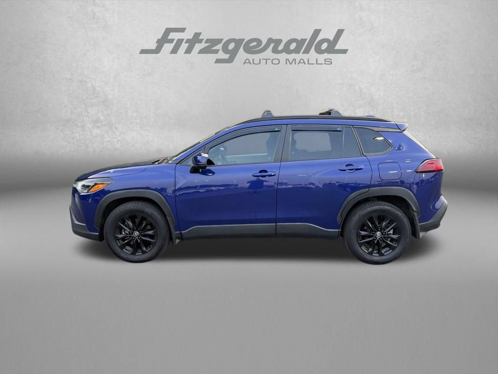 Used 2023 Toyota Corolla Cross LE AWD/4WD image 5