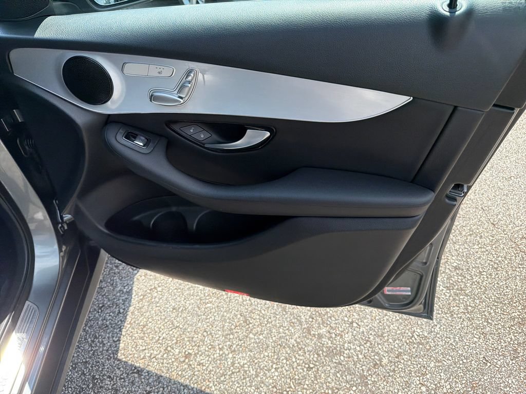 Used 2019 Mercedes-Benz GLC 300 image 14