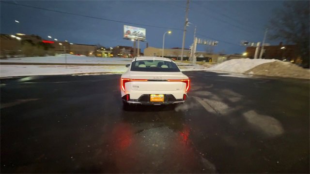 Used 2025 Kia K4 GT-Line Turbo image 7