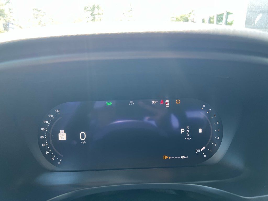 Certified 2025 Volvo S60 B5 Plus AWD/4WD image 13
