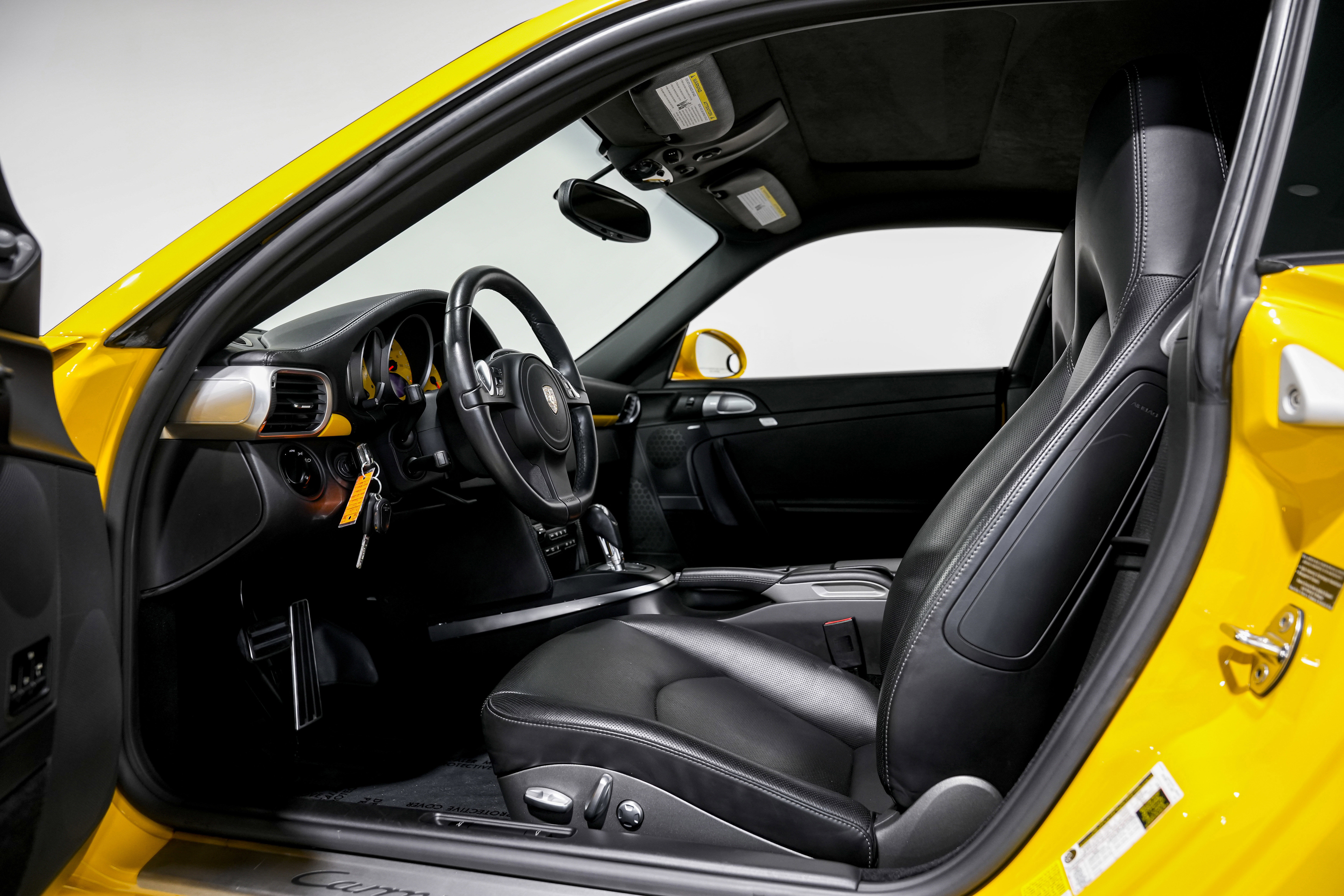 Used 2011 Porsche 911 Carrera GTS image 19