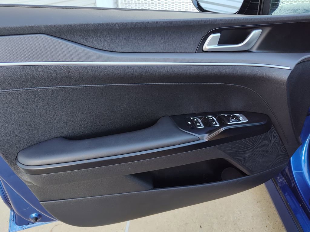 Used 2023 Kia K5 GT-Line image 19