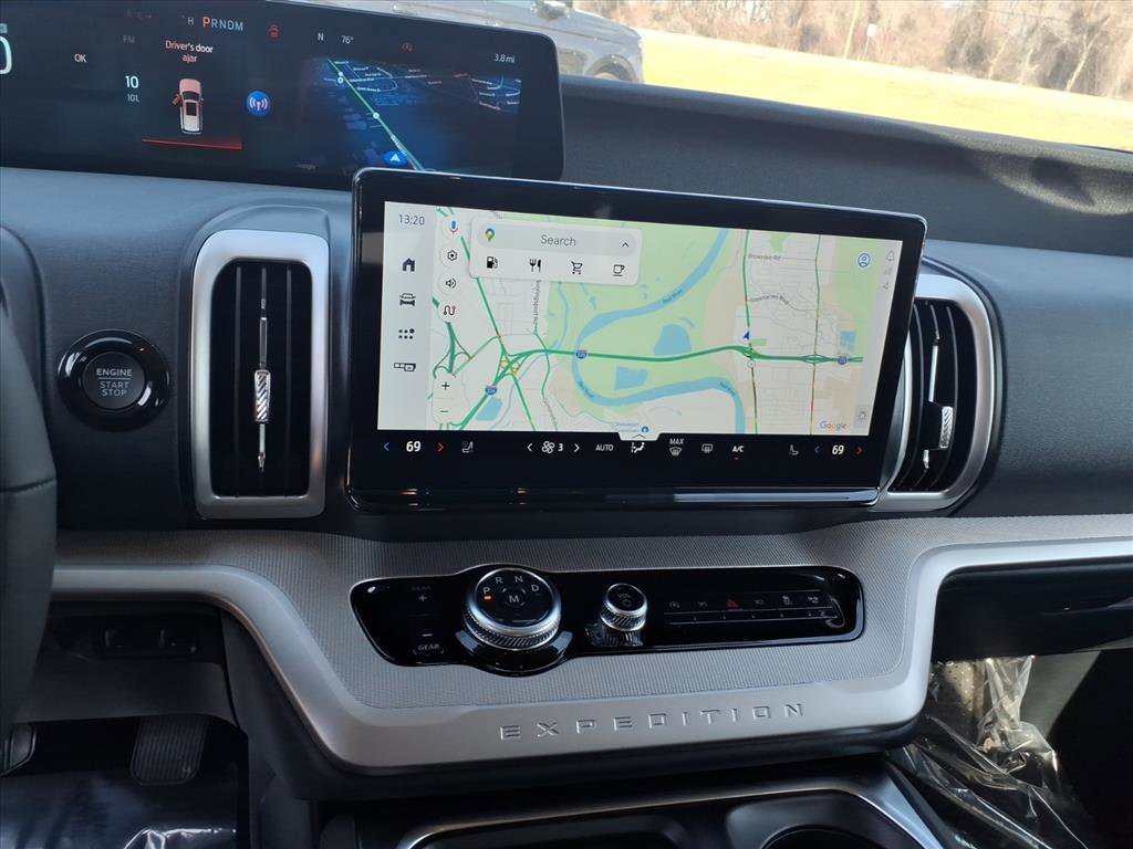 New 2026 Ford Expedition Active RWD image 14