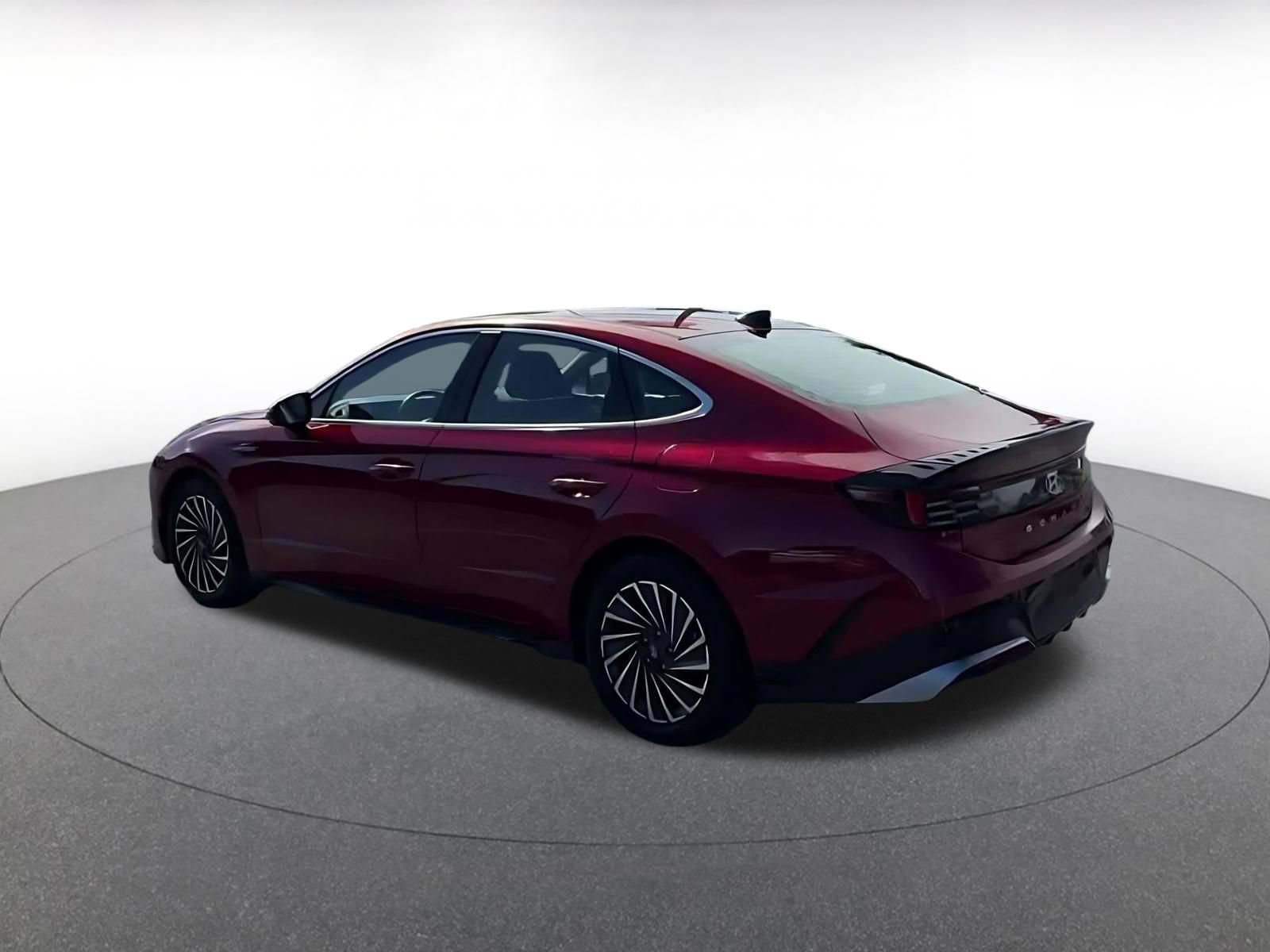 Used 2025 Hyundai Sonata SEL FWD image 10