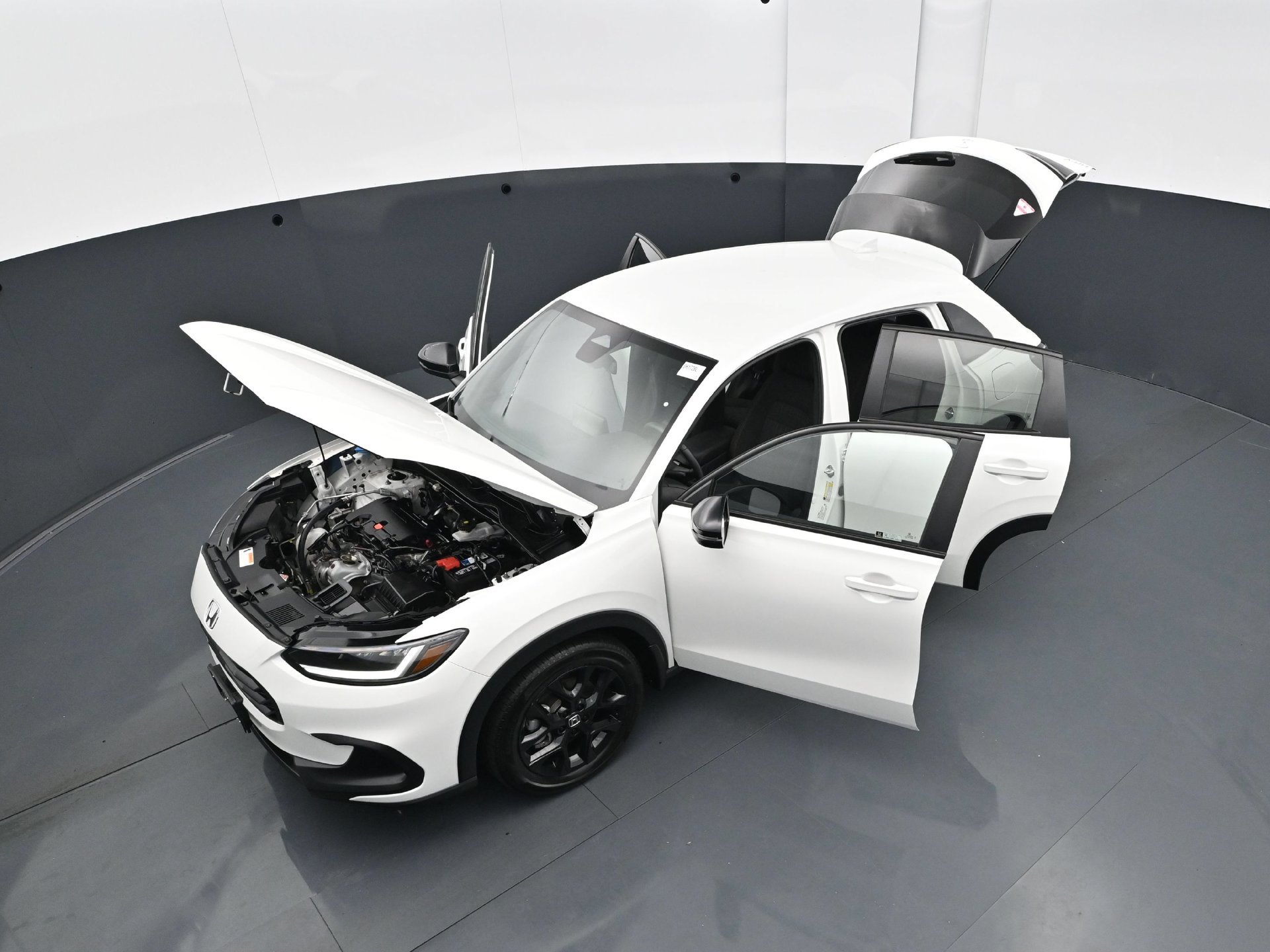 Used 2024 Honda HR-V Sport image 40